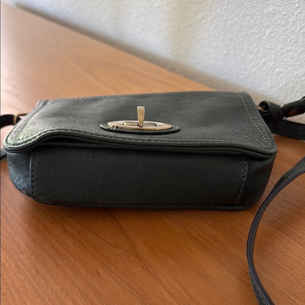 Green Leather Crossbody Bag - Picture 3 of 8
